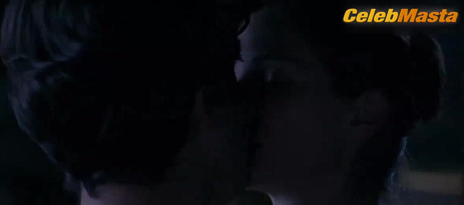 Julia Roberts ’ Hot Scene In Notting Hill - Photo 1 of 5 photo 5