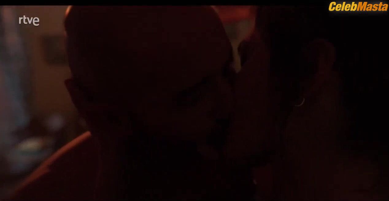 Megan Montaner Tits, Underwear Scene From La Caza. - Photo 5 of 5 photo 1