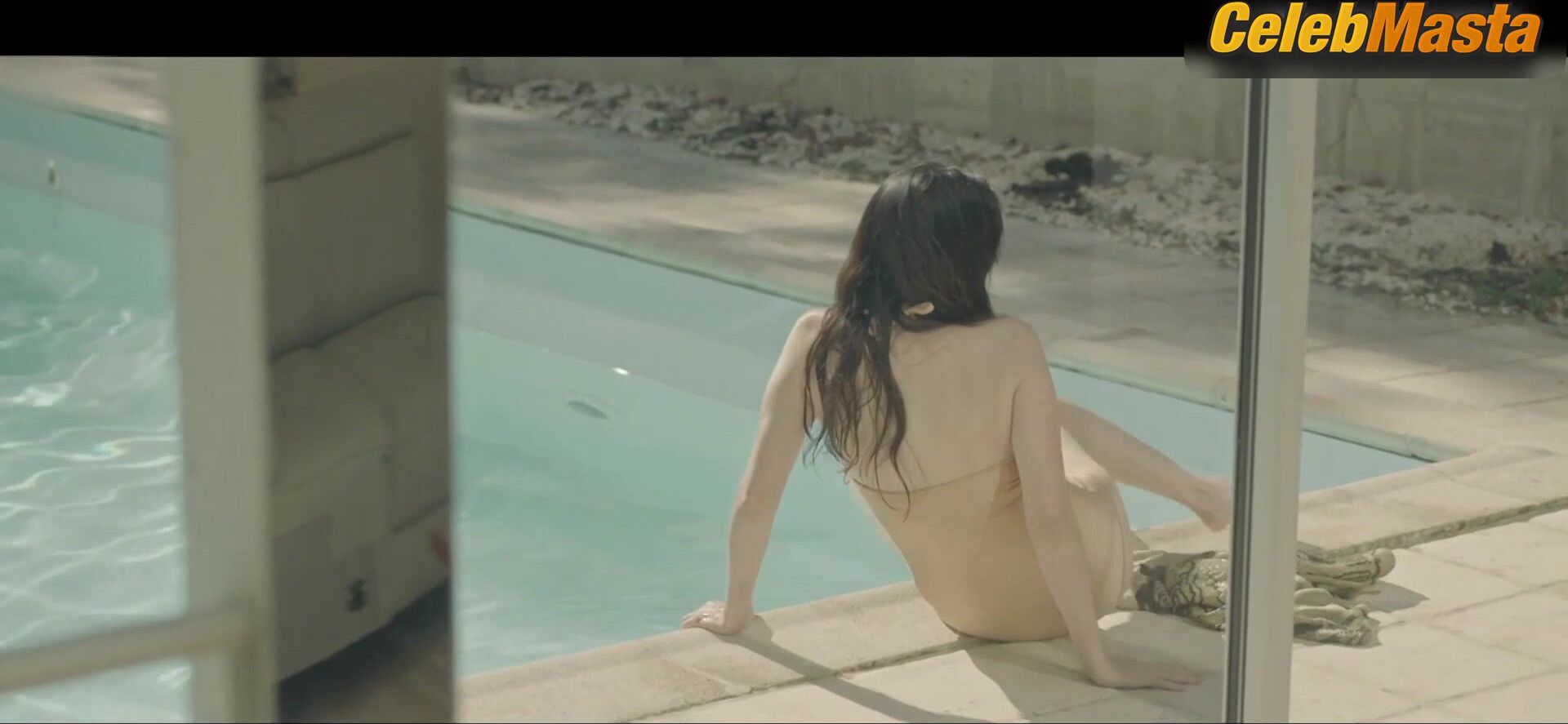 Roxane Mesquida ’s Sexy Scene In Medusa - Photo 1 of 5 photo 2