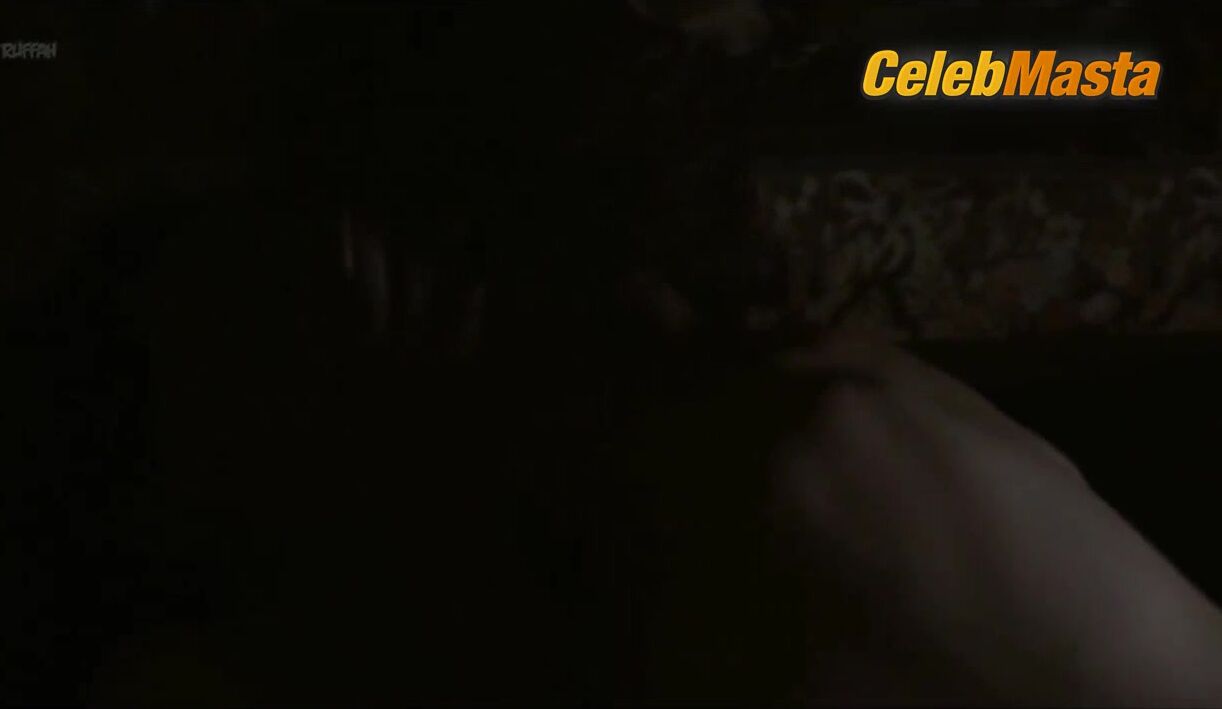 Roxane Mesquida ’s Sexy Scene From Malgre La Nuit - Photo 2 of 5 photo 1