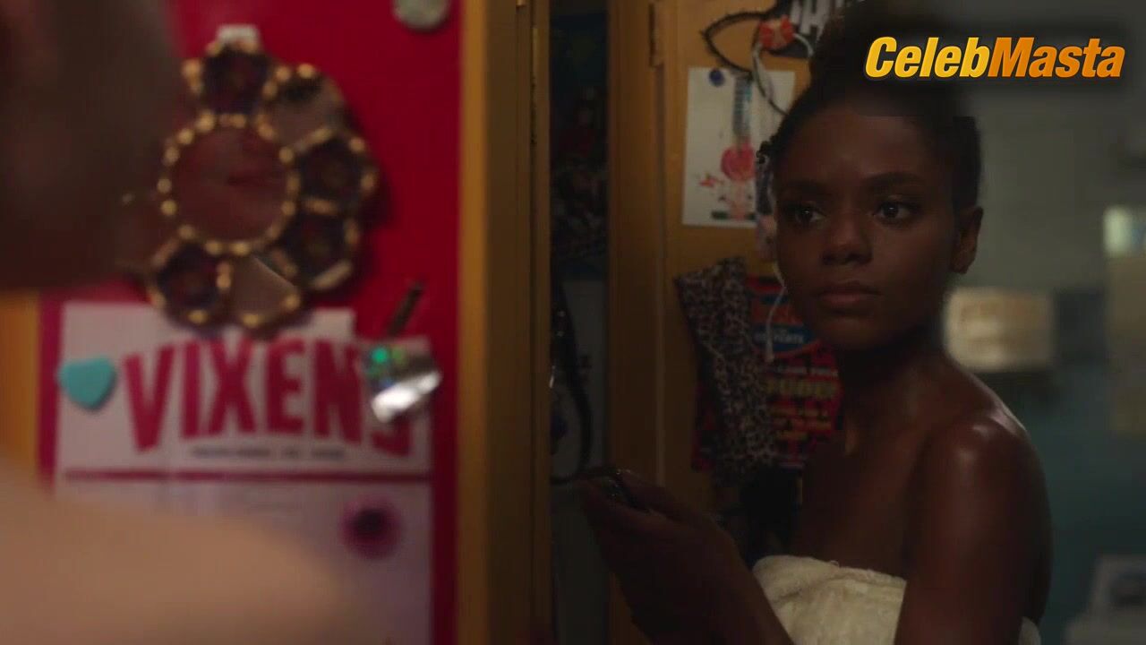 Ashleigh Murray Madelaine Petsch And Bare A Sexy Scene In - Photo 1 of 5 photo 2