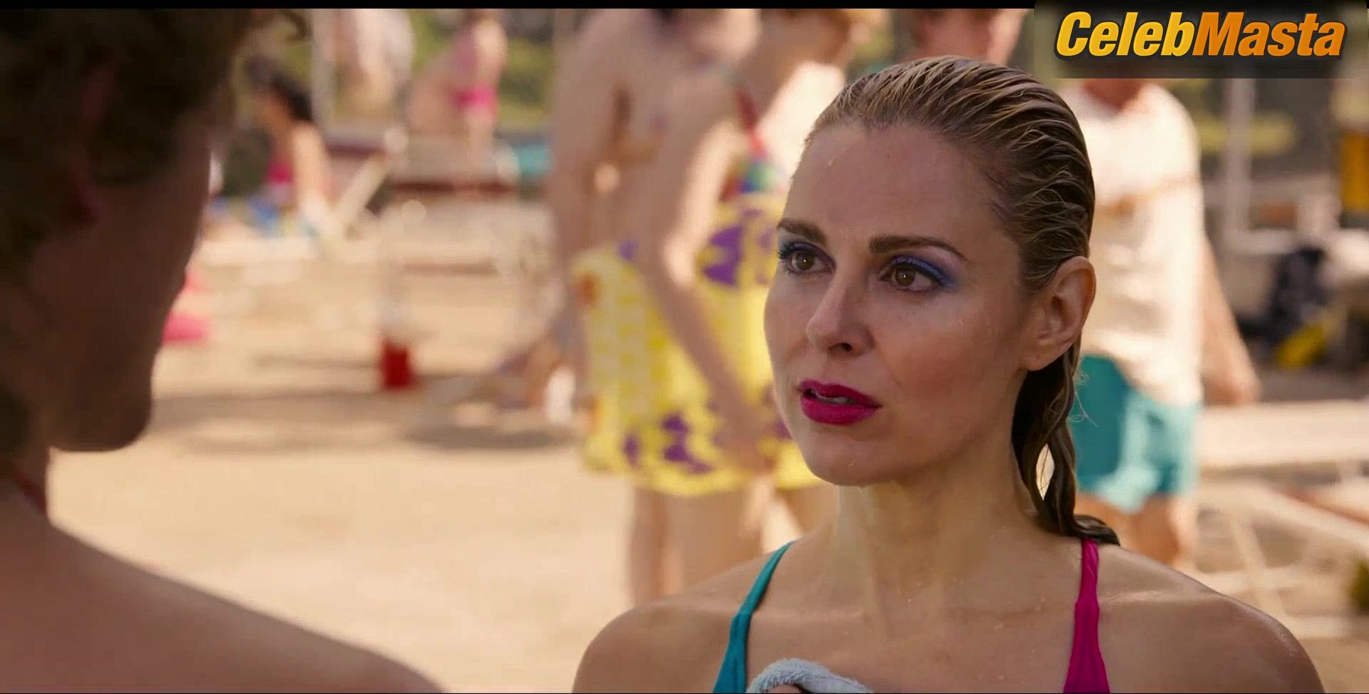 Cara Buono Hot Scene In Stranger Things - Photo 1 of 5 photo 5