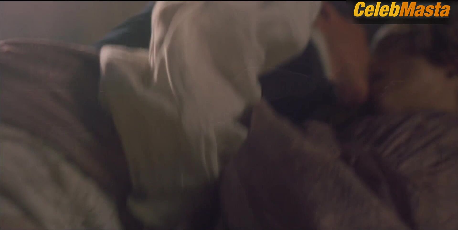 Sophie Rundle Suranne Jones And Share A Lesbian Scene In - Photo 1 of 5 photo 2