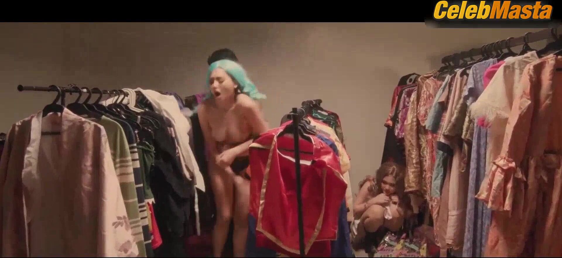 Shiena Yu ’s Tits Scene In Pantasya Ni Tami - Photo 1 of 5