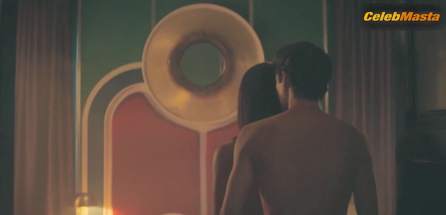 Begona Vargas ’s Hot Scene In Paradise - Photo 2 of 5