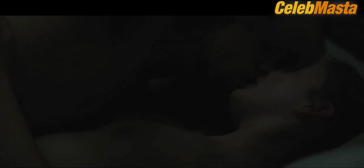 Holliday Grainger Tits, Ass Scene From Tulip Fever - Photo 2 of 5 photo 4