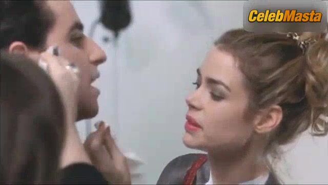 Denise Richards Underwear Scene From You Stupid Man - Photo 2 of 5 photo 5