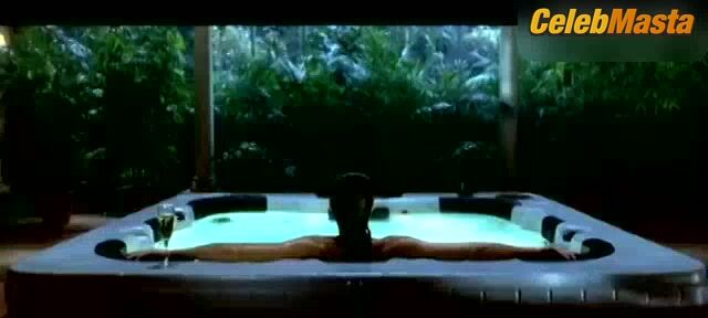 Denise Richards Shows Swimsuit Scene In Valentine - Photo 3 of 5 photo 4