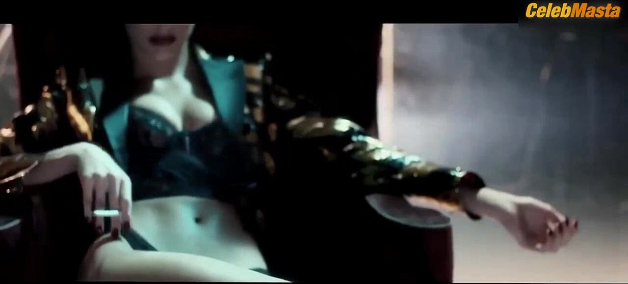 Camila Morrone ’s Underwear Scene From Love Advent - Photo 2 of 5 photo 4