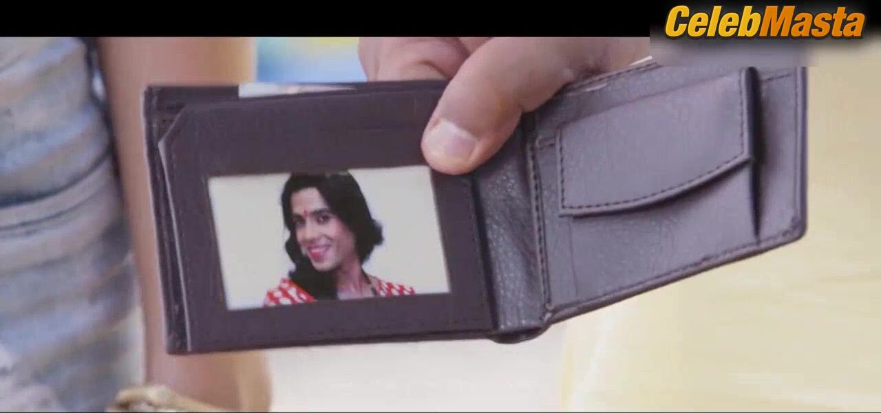 Mandana Karimi ’s Sexy Scene In Kya Kool Hain Hum 3 - Photo 1 of 5 photo 4