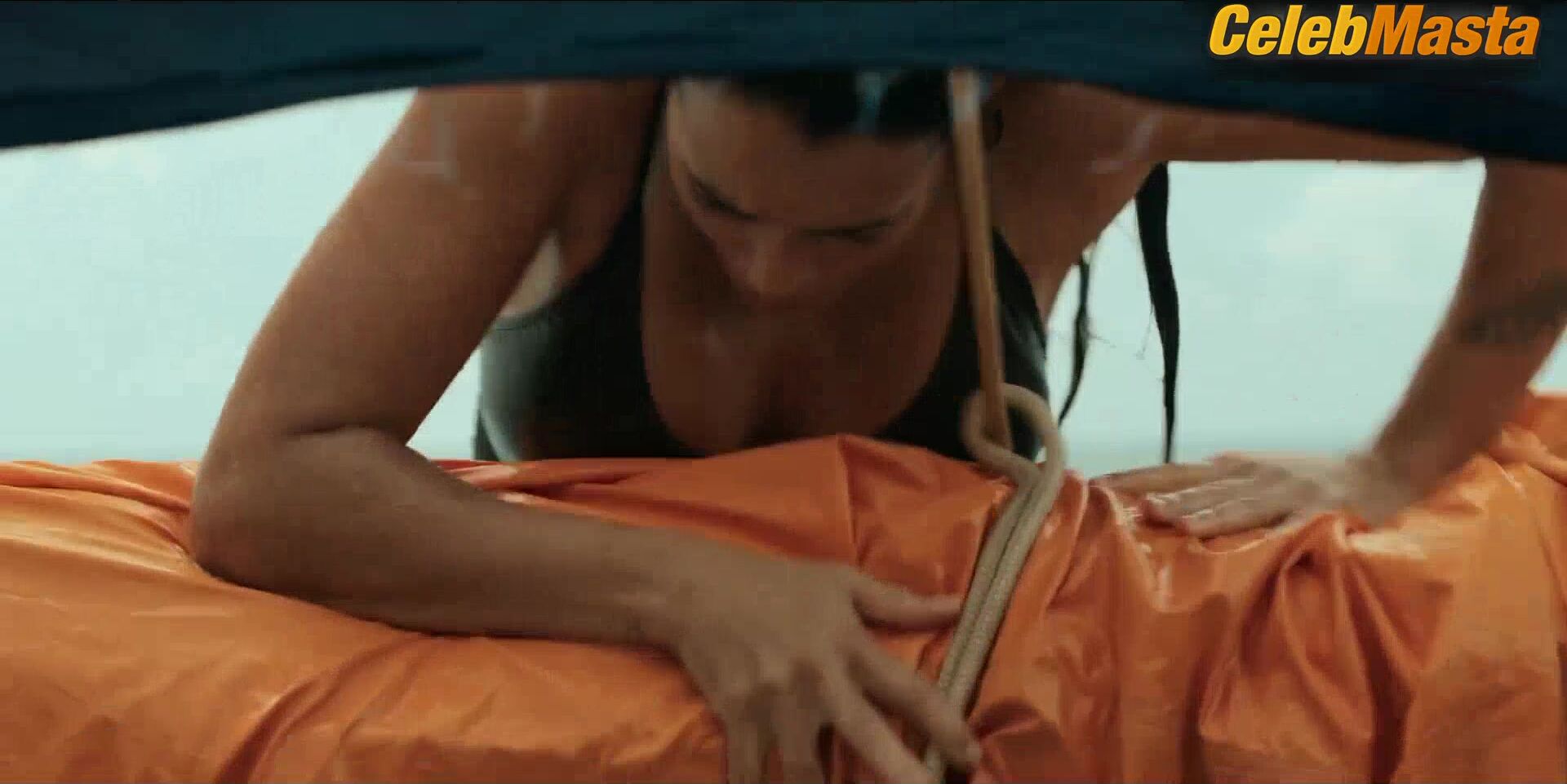 Natalie Martinez ’s Hot Scene In The I-land - Photo 2 of 5 photo 5