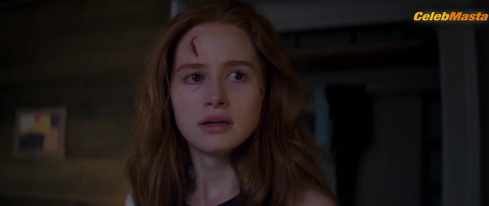 Madelaine Petsch Booty And Underwear Scene From The Strangers - Photo 2 of 5 photo 5