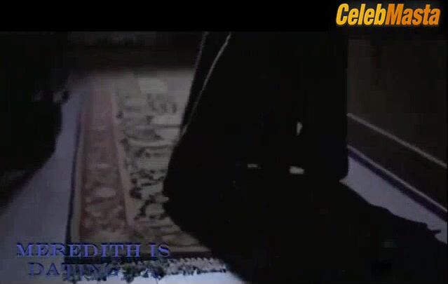Ellen Pompeo Racy Scene In Grey’s Anatomy - Photo 2 of 5 photo 1