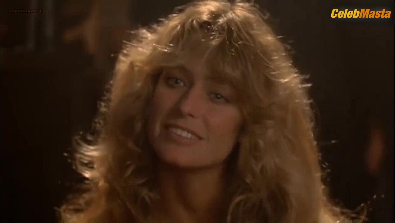 Farrah Fawcett ’s Tits Scene From The Cannonball Run - Photo 2 of 5 photo 4