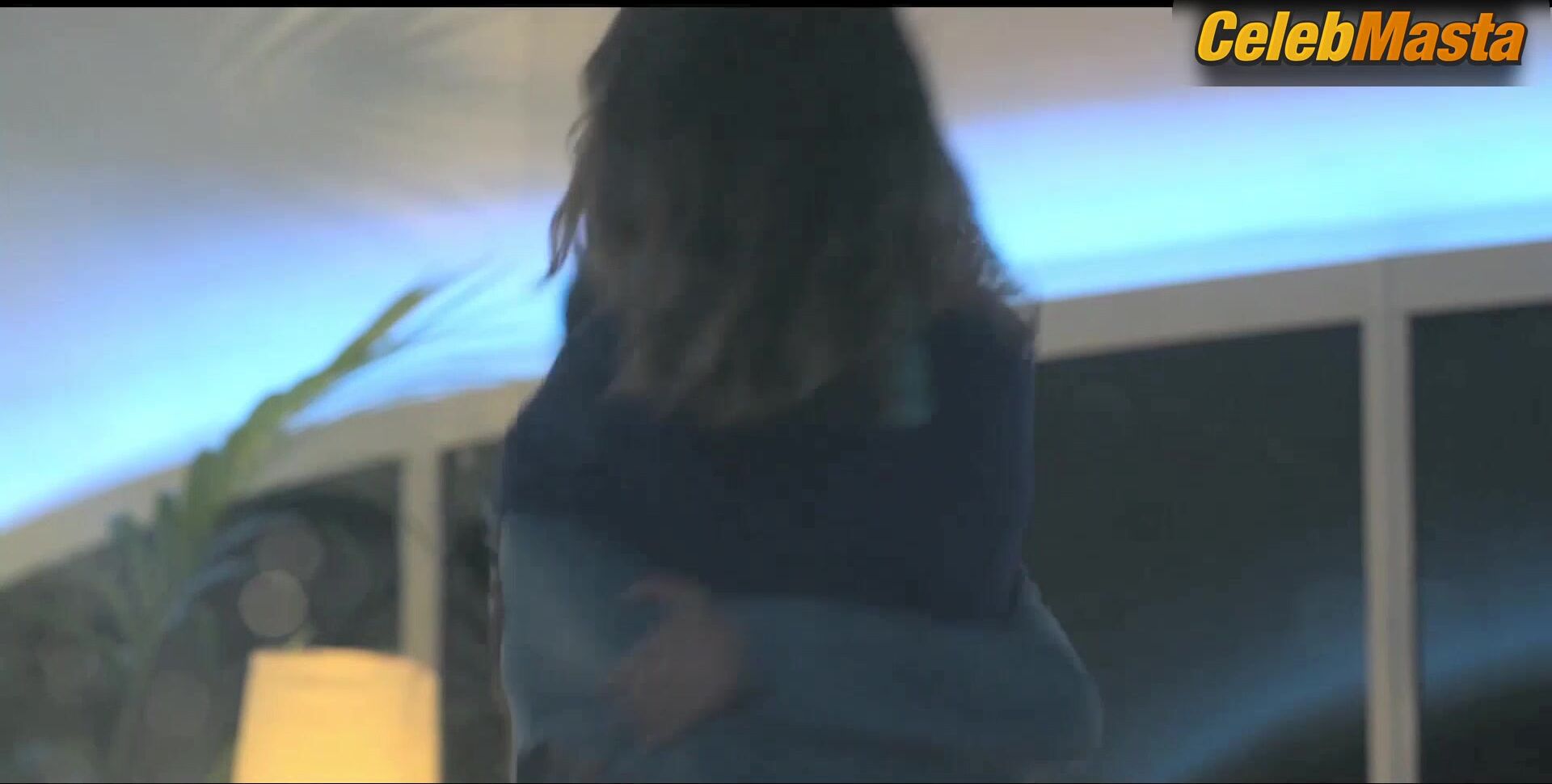 Amaia Aberasturi Begona Vargas And ’s Lesbian Scene - Photo 2 of 5 photo 5
