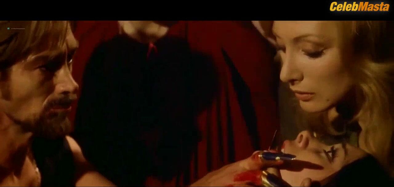 Edwige Fenech Booty, Tits Scene From All The Colors Of The - Photo 2 of 5 photo 4