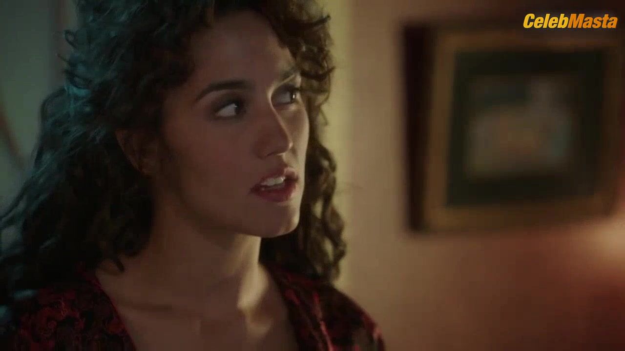 Megan Montaner Tits Scene From Victor Ros - Photo 1 of 5 photo 4