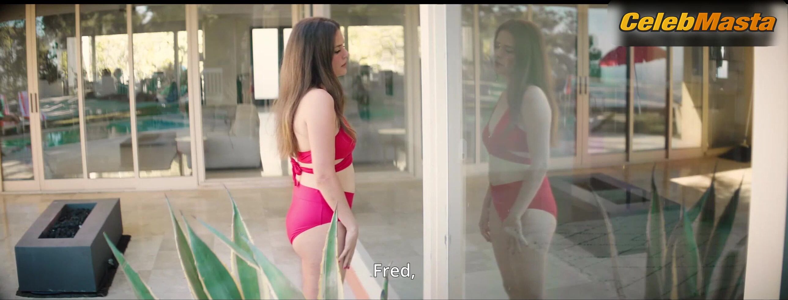 Roxane Mesquida Tits Scene From All Women Do It - Photo 1 of 5