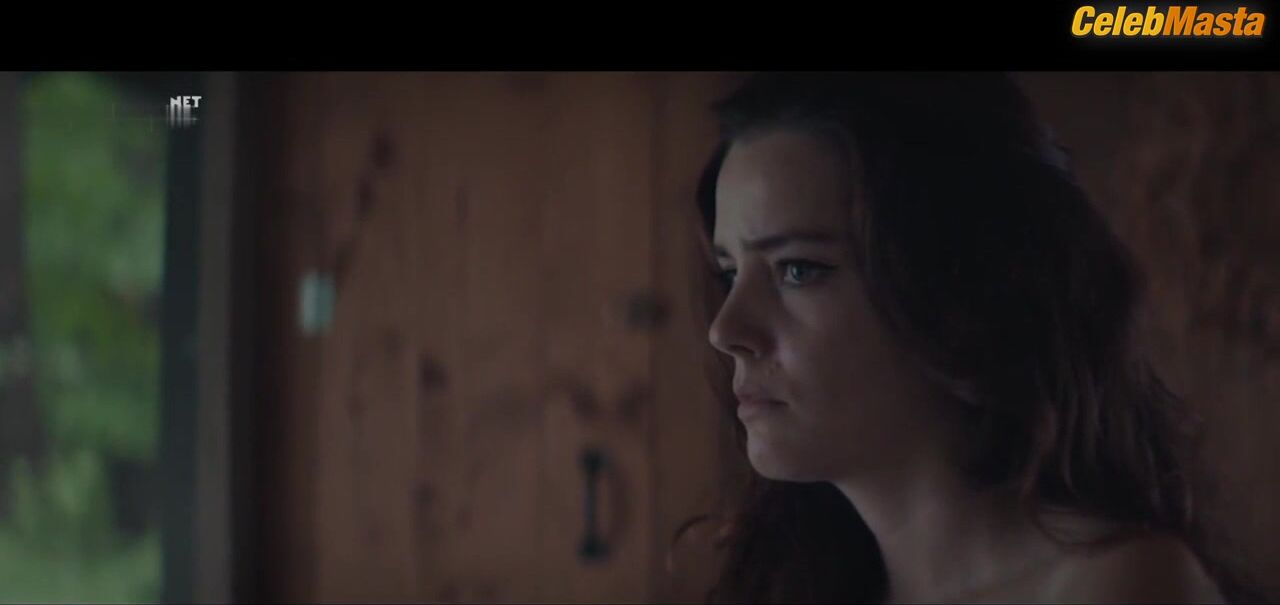 Roxane Mesquida Tits, Swimsuit Scene From Mercury In - Photo 1 of 5 photo 2