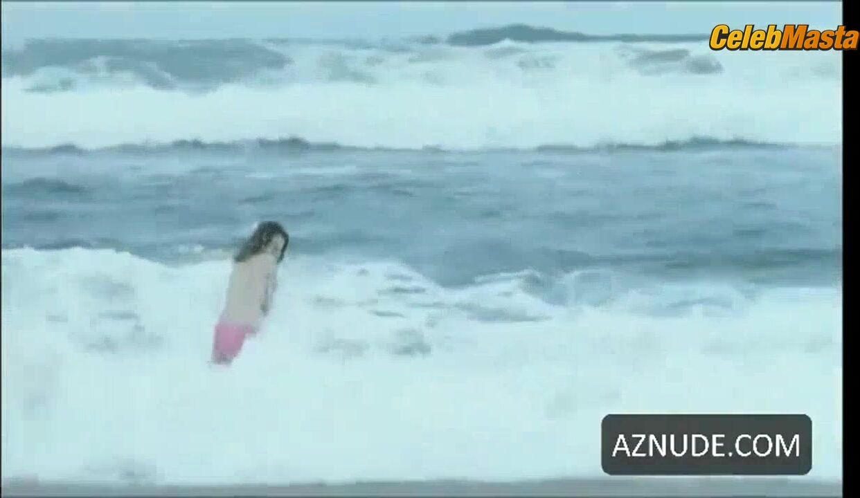 Roxane Mesquida ’s Tits Scene From Les Vagues - Photo 1 of 5