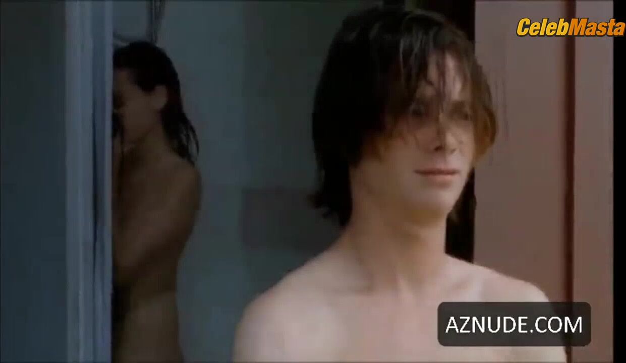 Roxane Mesquida ’s Tits Scene From Les Vagues - Photo 1 of 5 photo 2