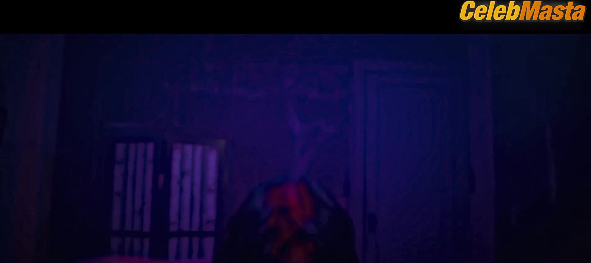 Rose Van Ginkel ’s Tits And Underwear Scene In Stalkers - Photo 1 of 5 photo 4