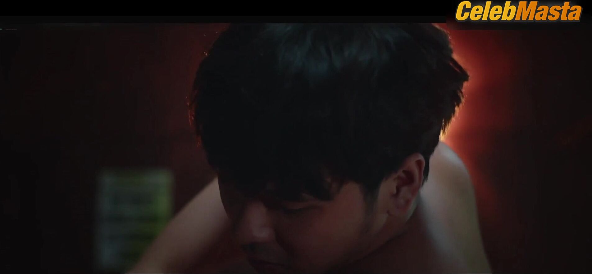 Rose Van Ginkel Bares Boobs And Butt Scene In Stalkers - Photo 1 of 5 photo 4