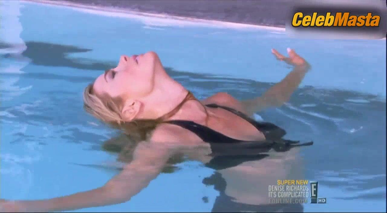 Denise Richards Swimsuit Scene From It’s Complicated - Photo 1 of 5 photo 4