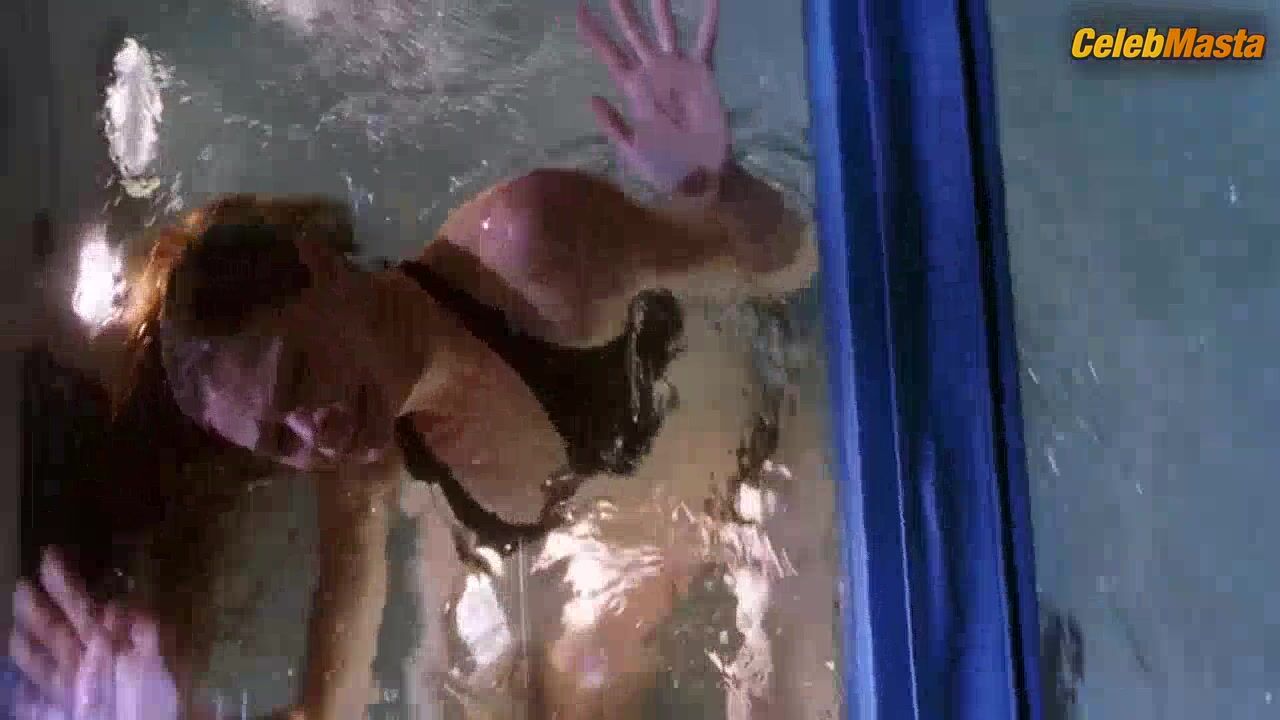 Denise Richards ’ Sexy Scene From Valentine - Photo 3 of 5 photo 5