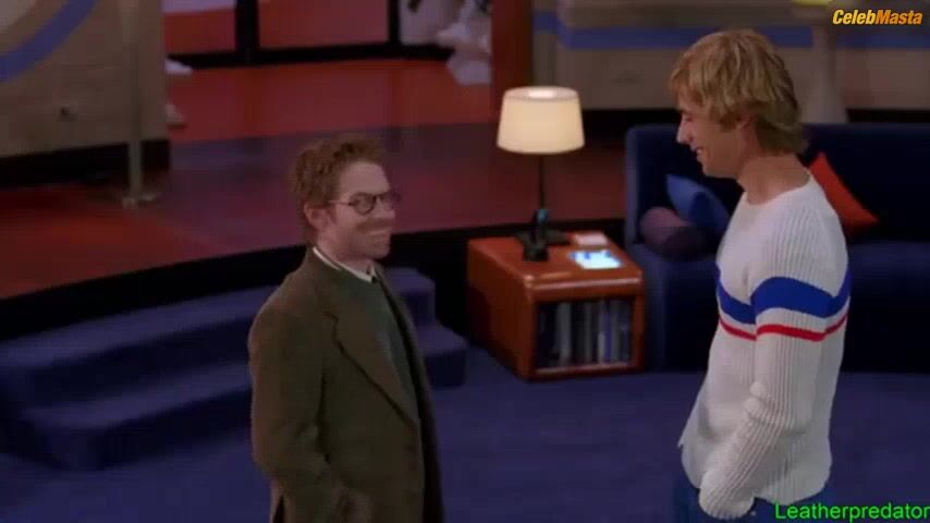 Linda Cardellini ’s Sexy Scene From Scooby-doo 2 - Photo 2 of 5 photo 1