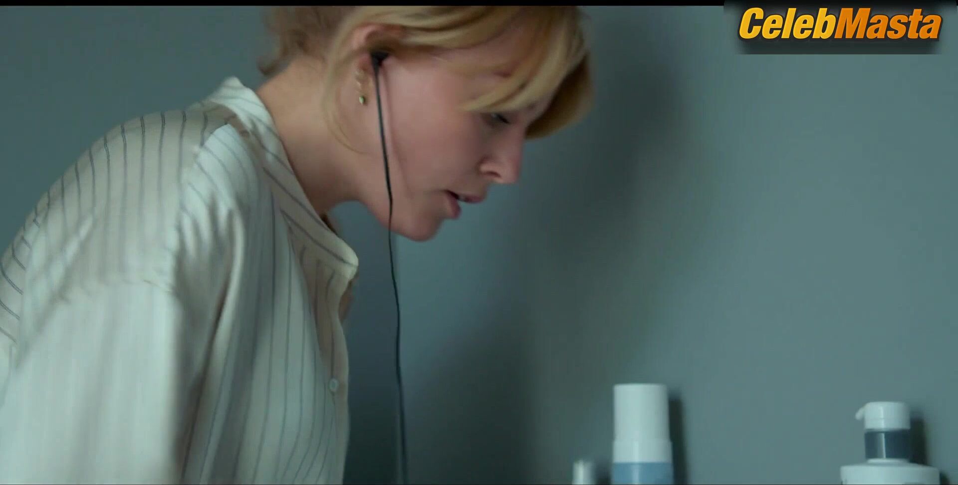 Ida Engvoll ’s Bush Scene In Love & Anarchy - Photo 1 of 5