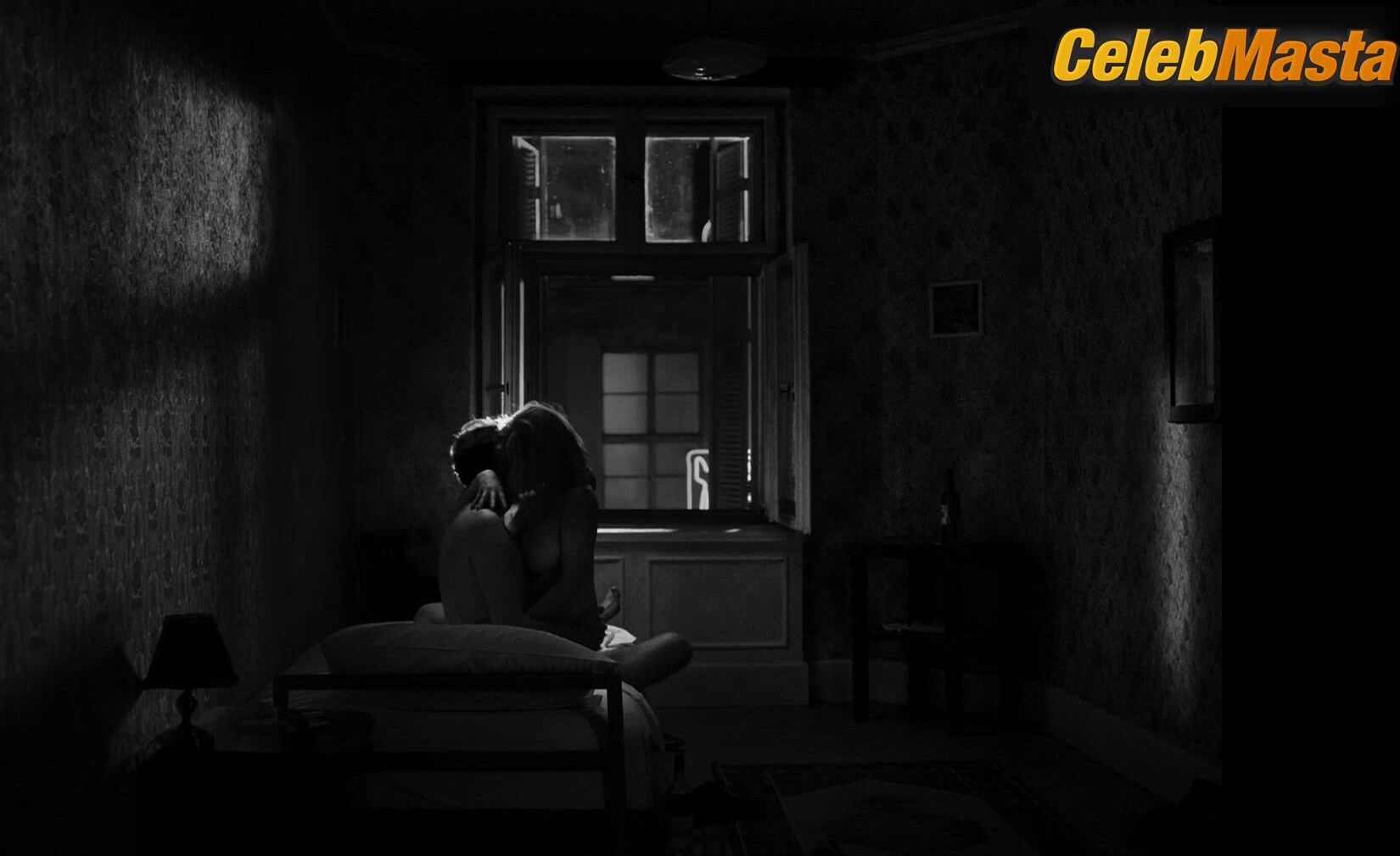 Joanna Kulig ’s Tits Scene From Cold War - Photo 1 of 5 photo 4