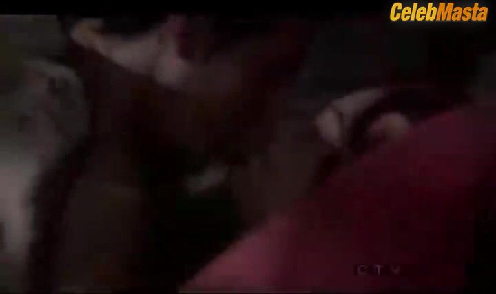 Ellen Pompeo ’s Hot Scene In Grey’s Anatomy - Photo 1 of 5