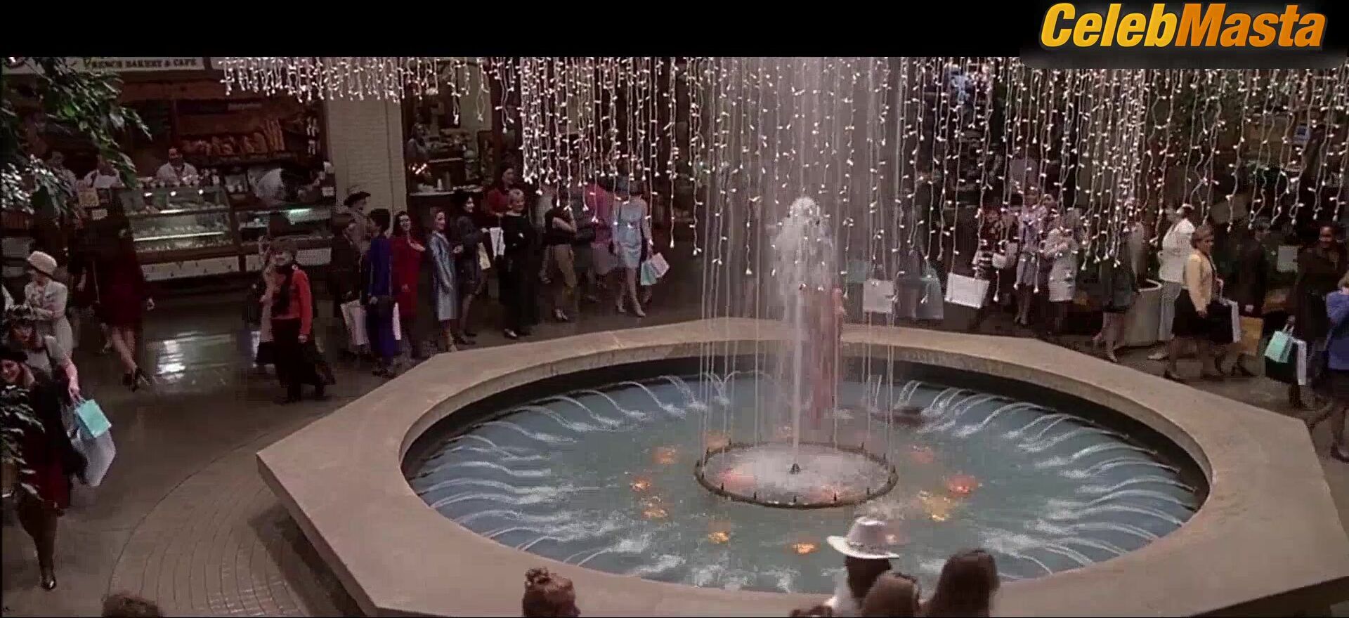 Farrah Fawcett Tits, Ass Scene From Dr. T And The Women - Photo 2 of 5 photo 4