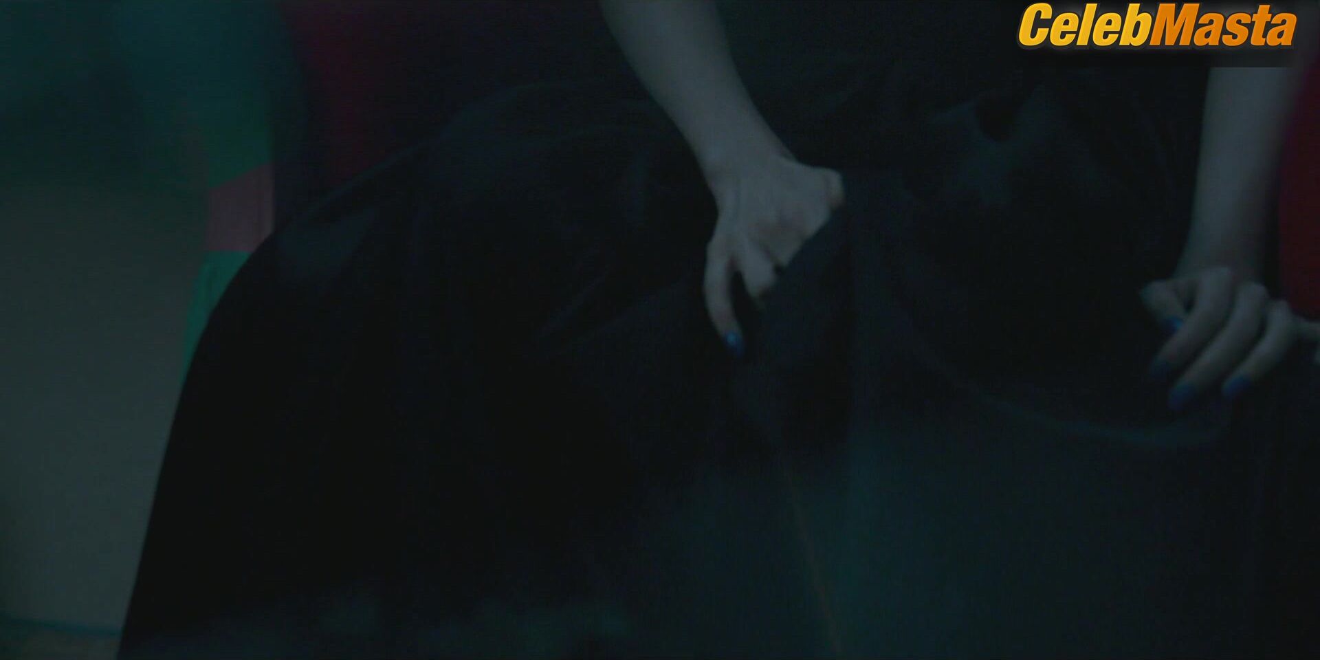 Chun Woo-hee ’s Sexy Scene From The 8 Show - Photo 1 of 5