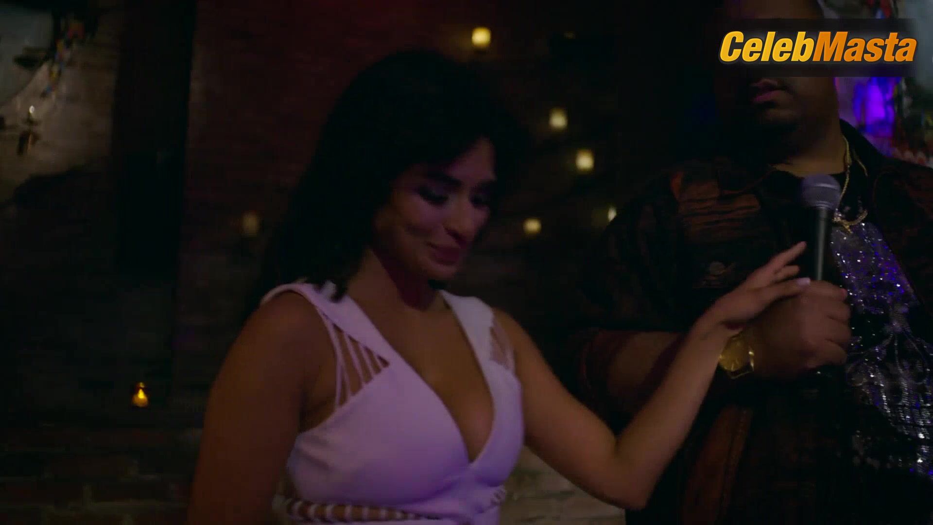 Diane Guerrero Sexy Scene From Orange Is The New Black - Photo 1 of 5 photo 4