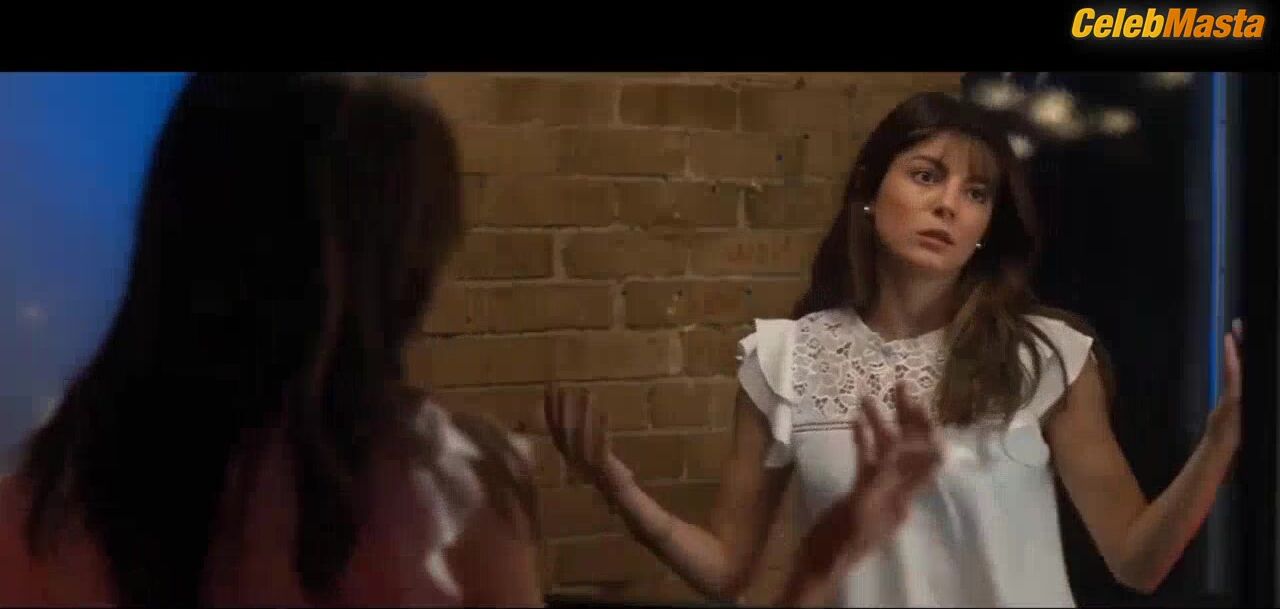 Monica Barbaro Booty And Boobs Scene In Fubar - Photo 2 of 5 photo 1