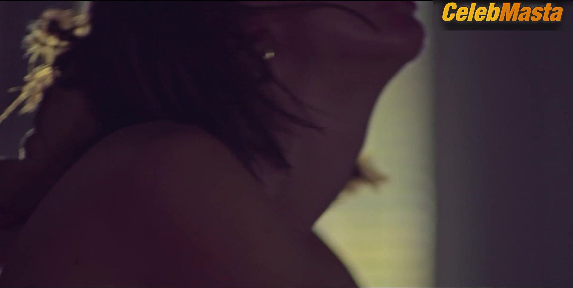 Gaite Jansen Bares Boobs In Scene In Leopard Skin - Photo 1 of 5 photo 5