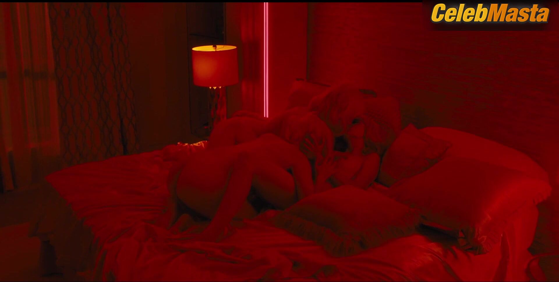 Christina Ritchey Gaite Jansen, Corrin Evans And Boobs, - Photo 2 of 5