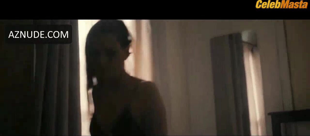 Roxane Mesquida ’s Boobs, Underwear Scene In Burning - Photo 2 of 5 photo 1