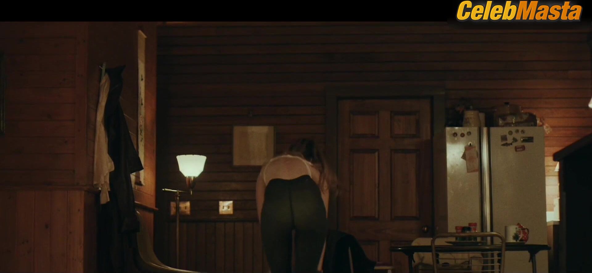 Virginia Gardner Underwear Scene In Starfish Film - Photo 2 of 5 photo 1