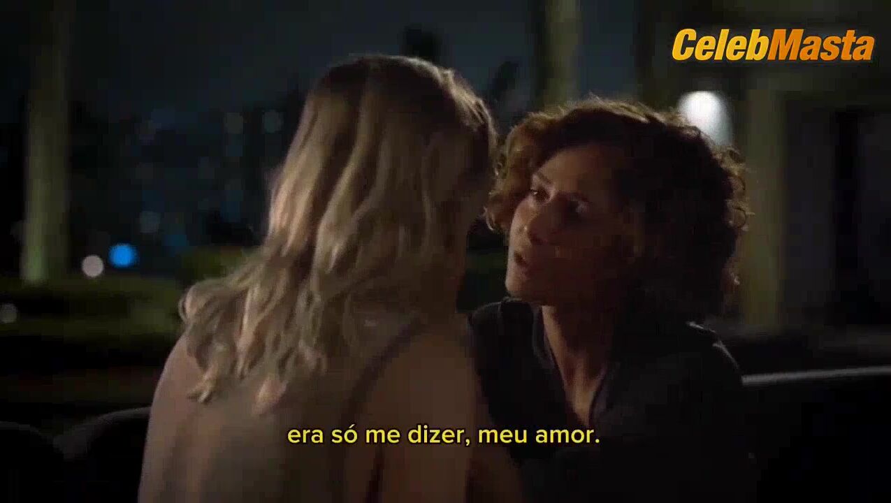 Camila Pitanga And Elisa Volpatto Lesbian, Booty Scene In - Photo 2 of 5 photo 1