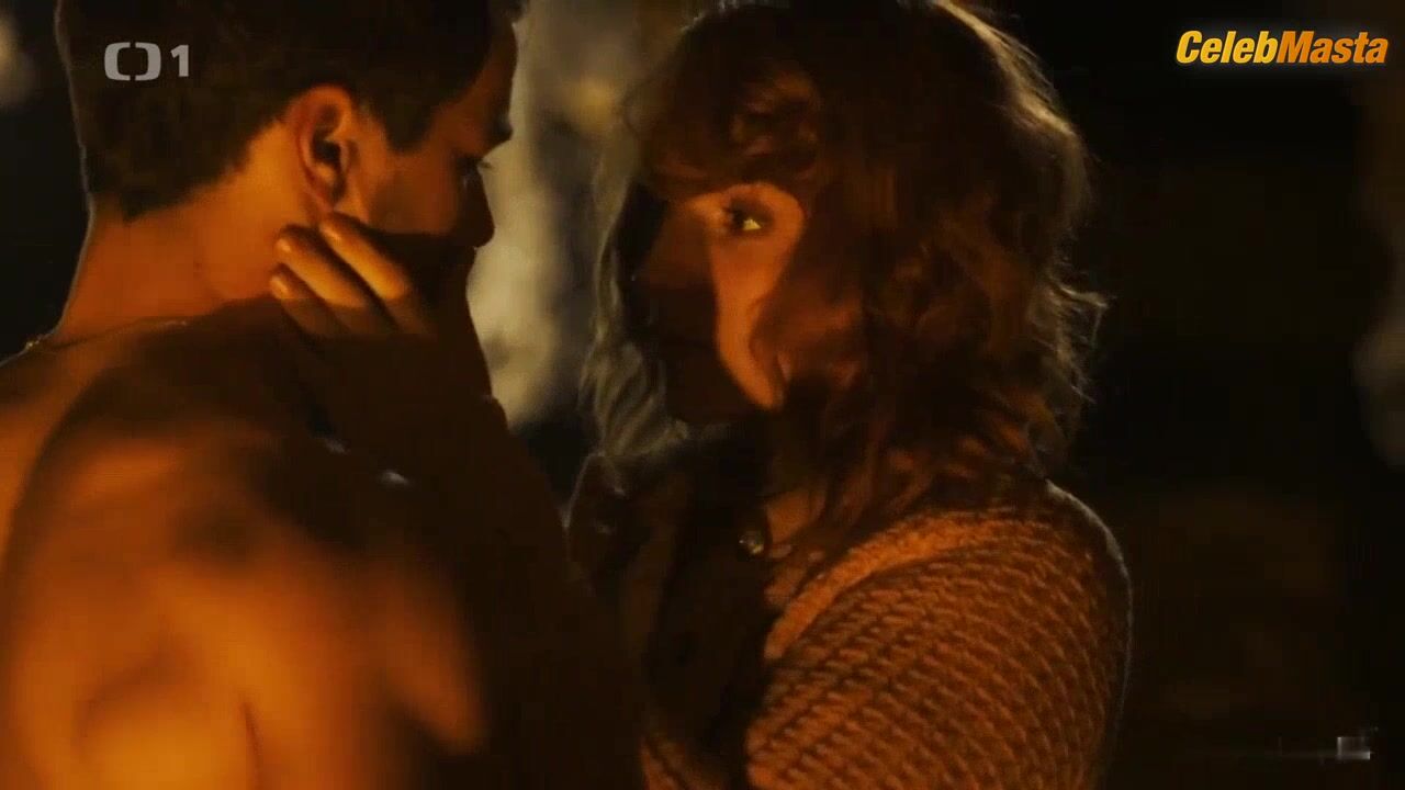 Vica Kerekes Ass Scene From Once Upon A Time In Paradise - Photo 1 of 5 photo 5