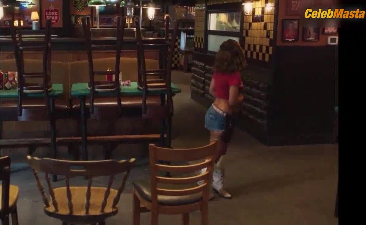 Haley Lu Richardson Shows Off Hot Scene In Support The Girls - Photo 1 of 5