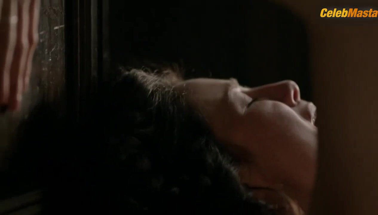 Caitriona Balfe Booty, Boobs Scene In Outlander - Photo 1 of 5 photo 4