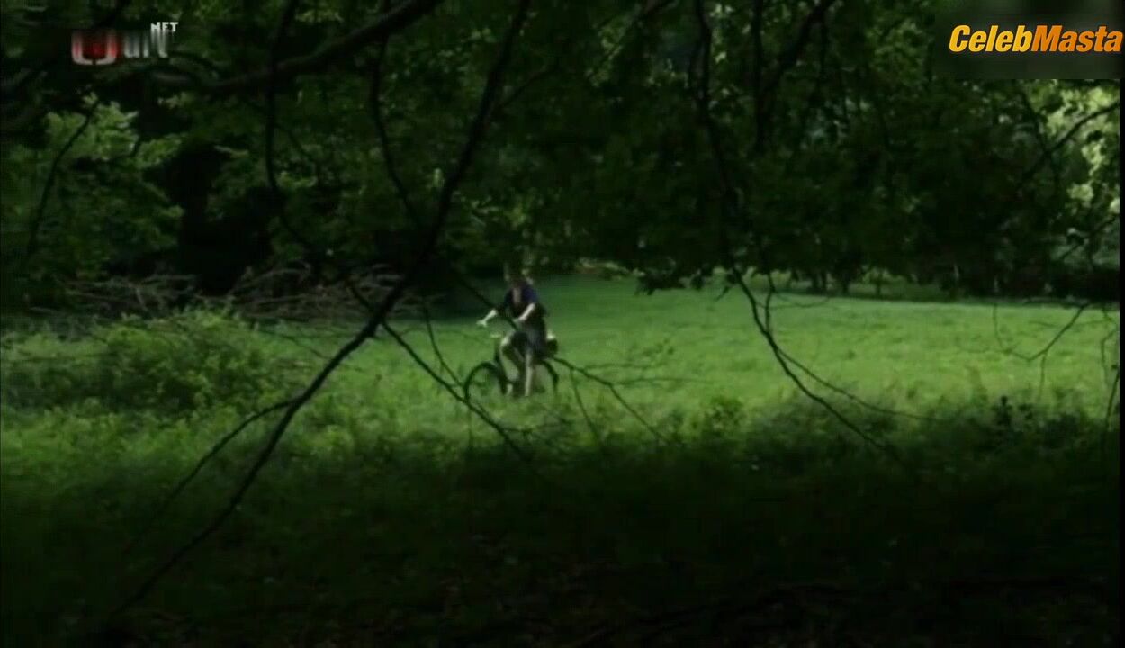 Vica Kerekes Ass, Tits Scene From Nesmrtelni - Photo 2 of 5 photo 1