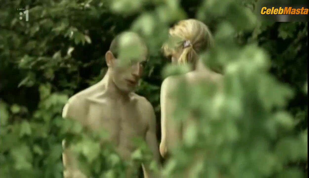 Vica Kerekes Tits Scene From Konecna Stanica - Photo 1 of 5 photo 5
