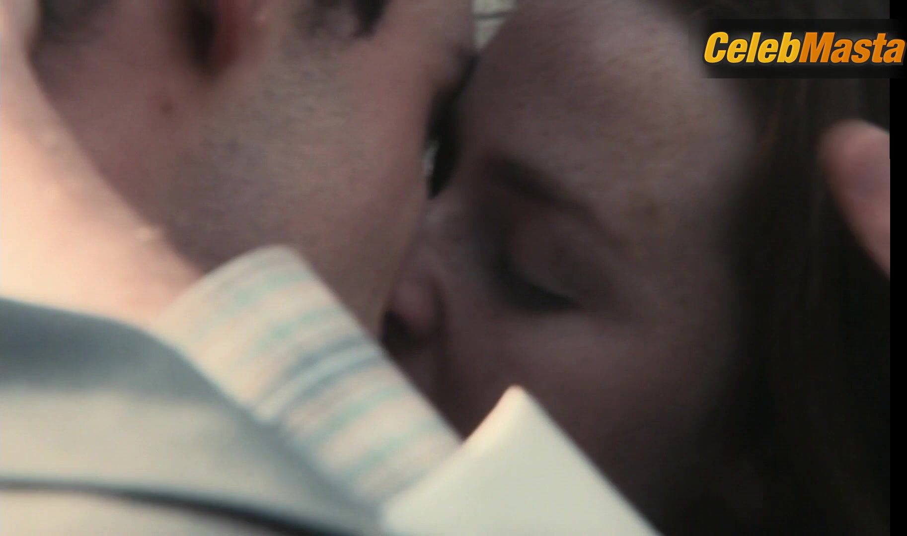 Freya Mavor Tits Scene In About Joan - Photo 1 of 5 photo 4