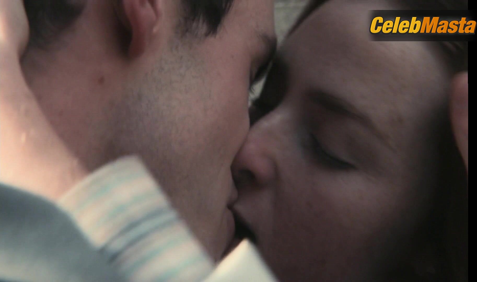 Freya Mavor Tits Scene In About Joan - Photo 1 of 5 photo 5