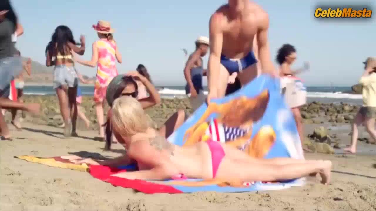 Mindy Robinson Ass, Tits Scene From Mantervention - Photo 3 of 5 photo 2